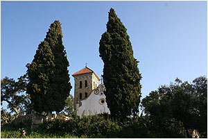 LLORET DE MAR: Ermita de la Virgen de la Alegrias